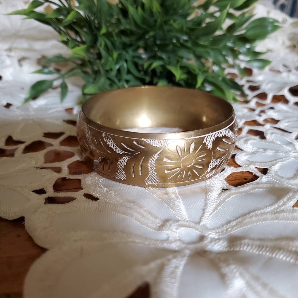 VINTAGE | Brass Etched Bangle